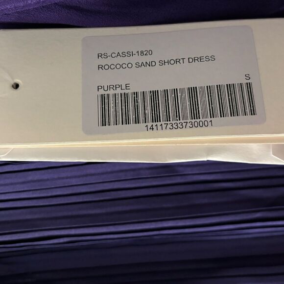 Rococo Sand Short Dress Cassi in Purple - Picture 5 of 6